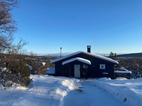 Cabin in the Mountain, Outstanding View & Solar Energy
